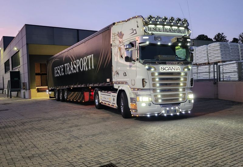 Alcuni mezzi Nuova Iesce Trasporti